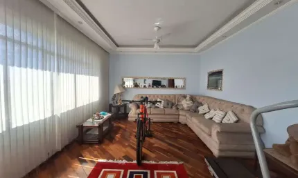 Versátil sobrado para venda em Itaberaba com 3 quartos, sendo 3 suítes, 500m²