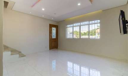Sobrado para venda com 2 quartos, sendo 1 suíte, 112m²