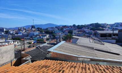Versátil casa de vila para locação em Vila Nova Cachoeirinha com 3 quartos, 90m²