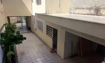 Versátil casa tipo para venda em Vila Pita com 2 quartos, 100m²