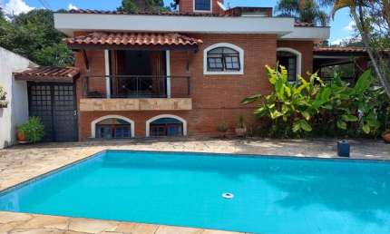 Casa no condomínio Reserva das Hortências para venda em Cumbari com 4 quartos, sendo 1 suíte, 500m²