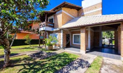 Casa em condomínio fechado com 3 quartos para alugar no Morro das Pedras, Florianópolis  por R$ 15.000