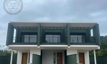 Casa em condomínio fechado com 3 quartos à venda no Ribeirão da Ilha, Florianópolis  por R$ 935.000