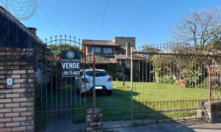 Casa com 2 quartos à venda no Morro das Pedras, Florianópolis , 218 m2 por R$ 1.800.000