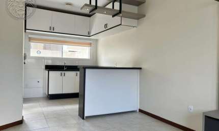 Casa em condomínio fechado com 2 quartos à venda no Ribeirão da Ilha, Florianópolis  por R$ 595.000