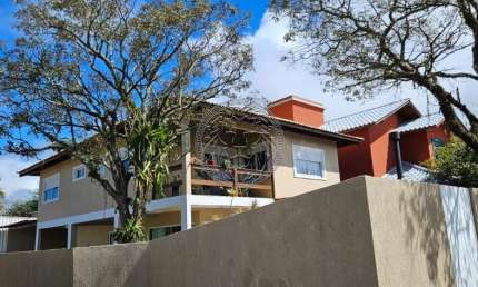 Casa com 3 quartos para alugar no Rio Tavares, Florianópolis  por R$ 13.900