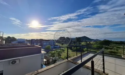 Casa com 3 quartos à venda no campeche, florianópolis  por r$ 1.550.000