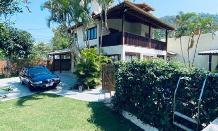 Casa com 4 quartos à venda no Campeche, Florianópolis  por R$ 2.580.000