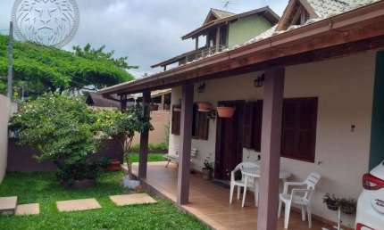Casa com 4 quartos à venda no Rio Tavares, Florianópolis  por R$ 2.300.000