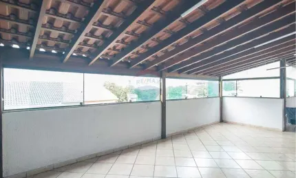 'OPORTUNIDADE'  Cobertura  com 02 dormitórios - Apartamento s/condomínio em  Excelente localização na rua Apalaches.
