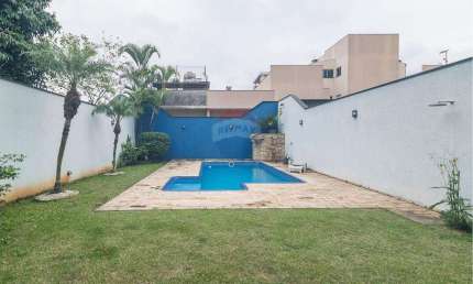Oportunidade Única! Casa Térrea Espetacular com 470 m² em Vila Curuçá – Ampla, Sofisticada e Pronta para Morar, Piscina, Churrasqueira