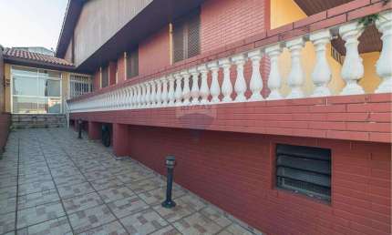 Atenção! Imóvel Comercial para Locação – Ampla Casa Térrea com 303 m² na Vila Bastos, Santo André – Espaço, Estrutura e Localização Privilegiada!