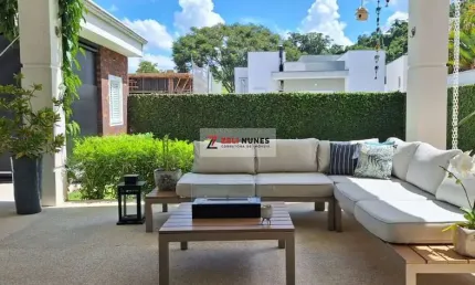 Linda Casa à Venda Mobiliada  - Condomínio Ibi Aram I - Itupeva - SP