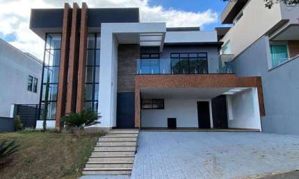 Casa duplex com 4 dormitórios à venda, 276 m² por R$ 1.790.000 - Spina Ville II - Juiz de Fora/MG