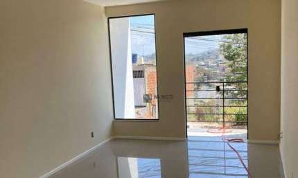Casa com 2 dormitórios à venda, 117 m² por R$ 330.000,00 - Santa Isabel - Juiz de Fora/MG