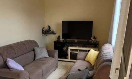 Casa com 3 dormitórios + Sobrado com 2 quartos + Edícula disponível para venda, 353m² de área total, por R$ 540.000 - Grama - Juiz de Fora/MG