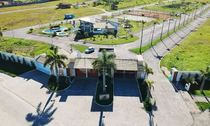 Terreno em condomínio fechado à venda no Rio do Meio, Camboriú 