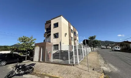 Apartamento com 2 quartos para alugar no Centro, Camboriú 
