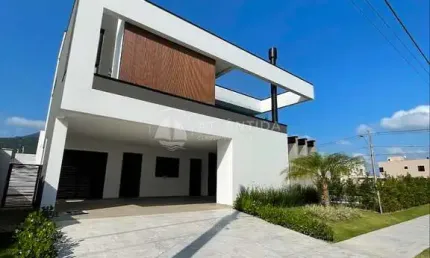 Casa 4 suítes no condomínio Caledônia Private Village, Camboriú