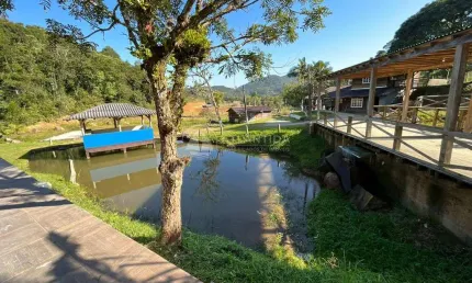 Chácara com infraestrutura para hospedagem - 15.000 m² - Rio do Meio - Camboriú