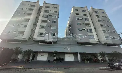 Apartamento 2 dormitórios e lazer com piscina - Centro - Camboriú