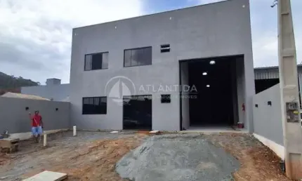 Barracão / Galpão / Depósito à venda no Rio Pequeno, Camboriú 