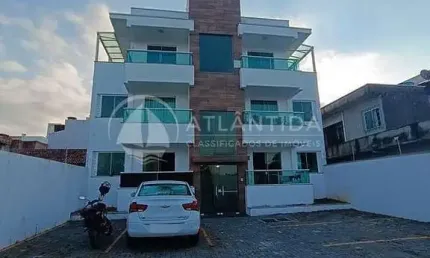 Apartamento cobertura plana com 02 dormitórios - Santa Regina - Camboriú