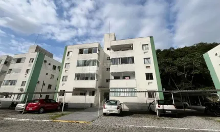 Apartamento com 2 quartos para alugar no Cedro, Camboriú 