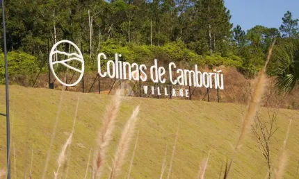 Bairro planejado anexo a Balneário Camboriú - BR 101 - Camboriú