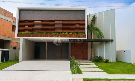 Linda casa alto padrão em construção no condomínio caledônia!