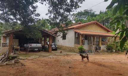Chácara / sítio com 3 quartos à venda na Zona Rural, Monte Sião 