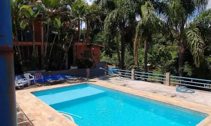 Chácara à venda 2350m² - três casas, Piscina e Campo de futebol - Loteamento Chácaras Gargantilhas,