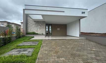 Casa alto padrão 3 dormitórios, sendo 1 suíte - Piscina - Condomínio Jardim Flamboyant - Paulínia,