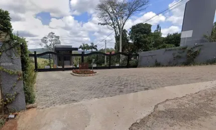 Linda chácara à venda em Condomínio fechado com apenas 40 casas - Morungaba, SP