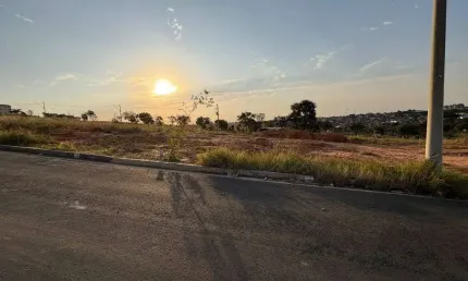 Terreno à venda no Jardim Santa Clara, Campinas 