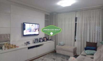 Casa em condomínio à venda com 3 suítes | 4 vagas de garagem cobertas