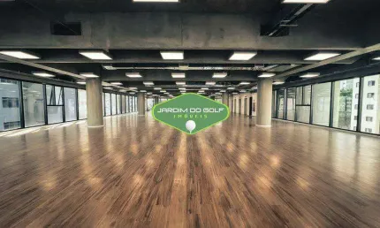Prédio para alugar na Rua Mateus Grou, Pinheiros, São Paulo