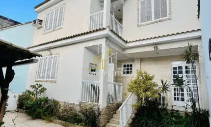 Excelente Casa Tríplex venda tem 150 m² com 3 quartos em Vila Rosali - São João de Meriti - RJ