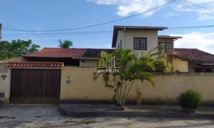 Casa Duplex para Venda com 5 Quartos, 455 m² - Rio do Ouro - São Gonçalo