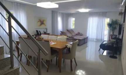 7298 - CASA EM CONDOMÍNO À VENDA EM MACAÉ - RJ, VALE ENCANTADO