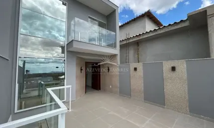 7566 -  Casa Duplex à Venda no Vale das Palmeiras, Macaé, RJ