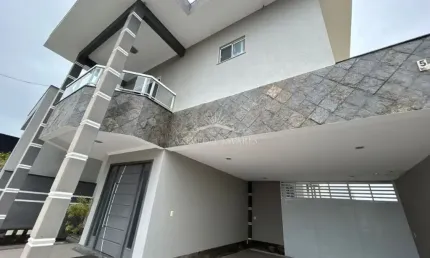 7753 - Casa em Condomínio à Venda | Vale dos Cristais