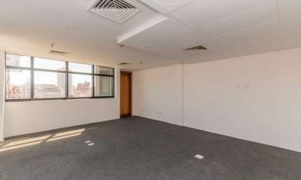 Sala comercial para alugar na Rua Hilário Ribeiro, 202, Moinhos de Vento, Porto Alegre por R$ 1.600