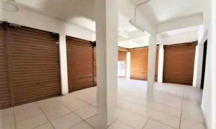 Ponto comercial para alugar na Avenida Getúlio Vargas, 1118, Menino Deus, Porto Alegre por R$ 5.000