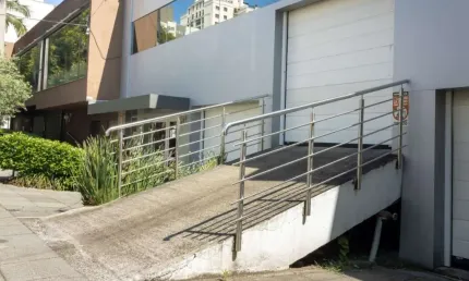Sala comercial para alugar na avenida lavras, 334, petrópolis, porto alegre por r$ 4.500