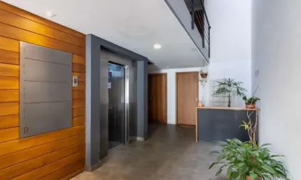 Sala comercial à venda na Rua Barão do Gravataí, 375, Menino Deus, Porto Alegre por R$ 135.000