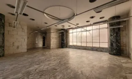 Sala comercial para alugar na Rua Uruguai, 277, Centro Histórico, Porto Alegre por R$ 21.000