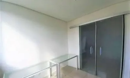 Sala comercial para alugar na Rua Joaquim Nabuco, 110, Cidade Baixa, Porto Alegre por R$ 1.700