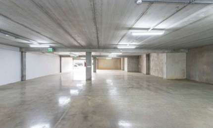 Ponto comercial para alugar na Avenida Juca Batista, 3239, Cavalhada, Porto Alegre por R$ 5.500