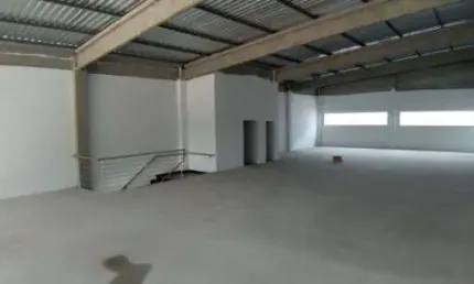 Ponto comercial para alugar na Avenida Edgar Pires de Castro, 813, Hípica, Porto Alegre por R$ 15.000